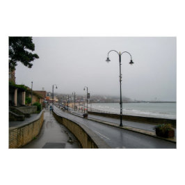 Nevelige ochtend bij Scarborough Perfect Poster