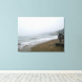 Nevelige Scarborough Beach Canvas Afdruk (Insitu (Houten vloer))
