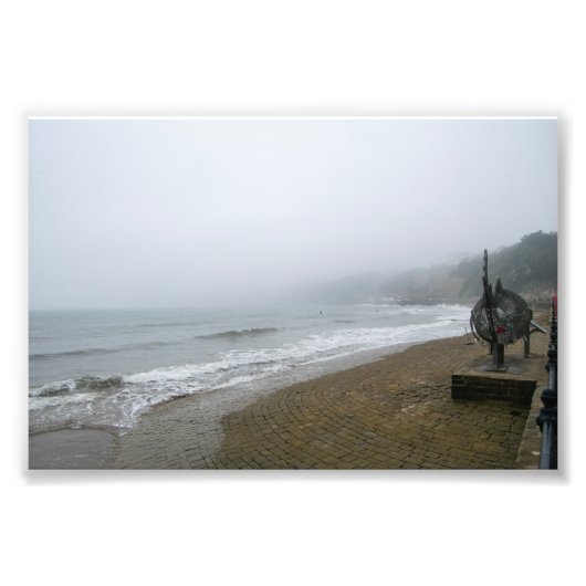 Nevelige Scarborough Beach Foto Afdruk (Voorkant)