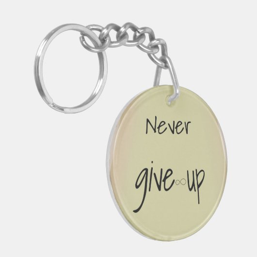 Never give up sleutelhanger (Voorkant Links)