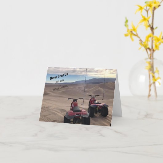 Never Grow Up Duinen Verjaardagskaart Kaart (Gele Bloem)