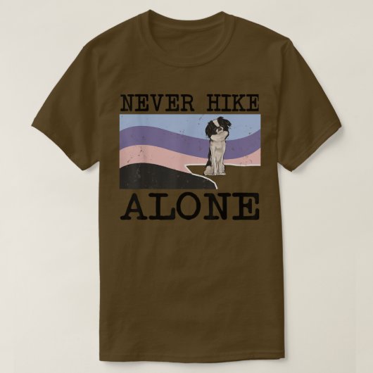 Never Hike Alone Japanese Chin Dog Hiking  T-shirt (Design voorkant)