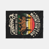 Never Killed A Mountain Lion Funny Cougar Hunting  Fleece Deken (Voorkant (Horizontaal))