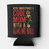 Never Underestimate A Mom With a Bowling Ball Funn Blikjeskoeler (Achterkant)