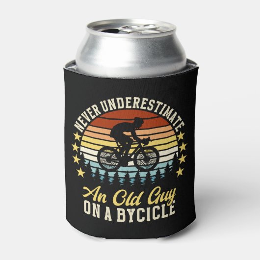 Never Underestimate an old guy on a Bicycle Funny Blikjeskoeler (Blikje Voorkant)