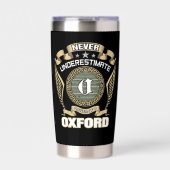 NEVER_UNDERESTIMATE_POWER_OF_A_OXFORD GEÏSOLEERDE DRINKBEKER (Voorkant)