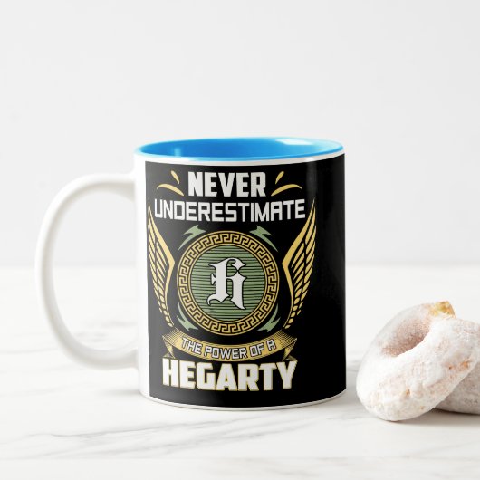 Never Underestimate The Power Of A Hegarty Tweekleurige Koffiemok (Met donut)