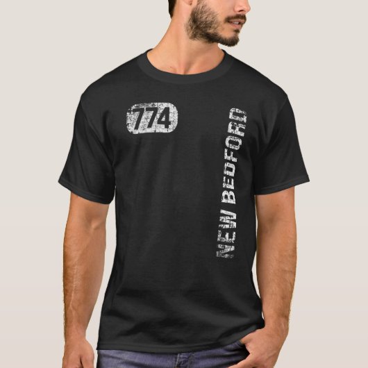 New Bedford Massachusetts 774 Area Code Re T-shirt (Voorkant)