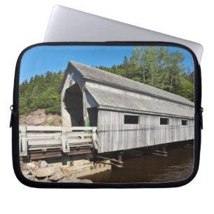 New Brunswick, Canada. Ierse rivier bedekt Laptop Sleeve