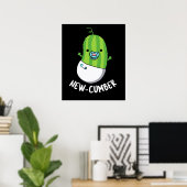 New cumber Funny Veggie Cucumber Pun Dark BG Poster (Thuiskantoor)