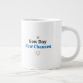 New Day, New Chances" Minimalist  Grote Koffiekop (Rechts)