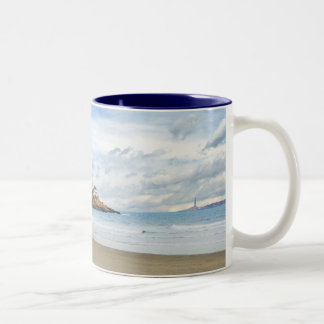New England Coastal Scene Tweekleurige Koffiemok