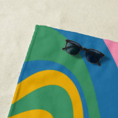 New Groove Retro Trippy Colorful Abstract Patroon Strandlaken (In situ)