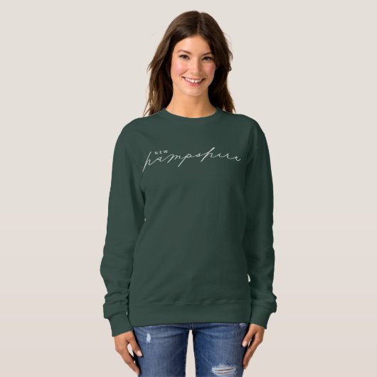 New Hampshire Script State Women's Sweatshirt (Voorkant volledig)