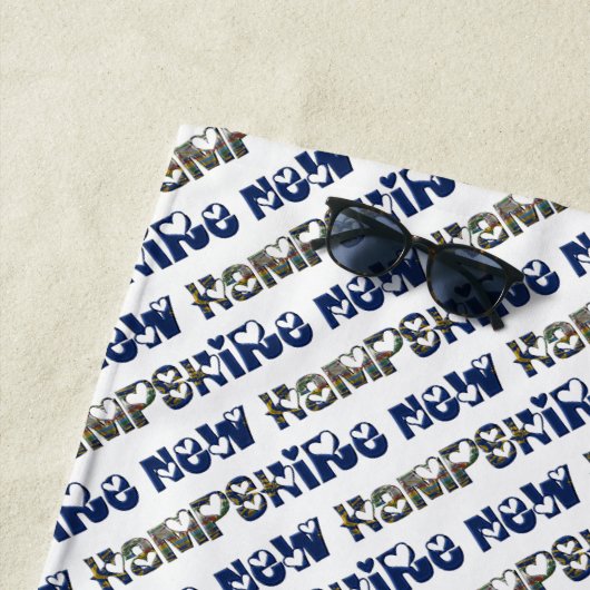 New Hampshire State Flag Typography Pattern Vereni Strandlaken (In situ)