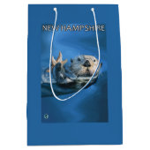 New HampshireSea Otter Scene Medium Cadeauzakje (Voorkant)