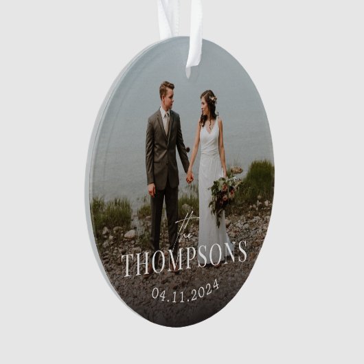 New Last Name Wedding Photo and Date Ornament (voorkant)