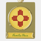 New Mexico vlag met Zia symbool Verguld Banner Ornament (Voorkant)