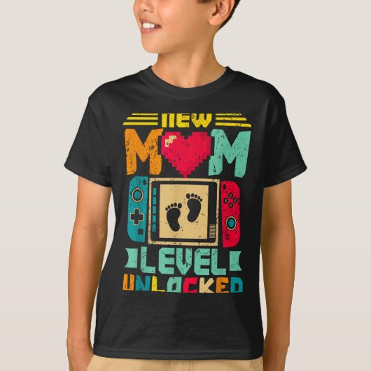 New Mom Level Unlocked Gamer Valentine's  T-shirt (Voorkant)