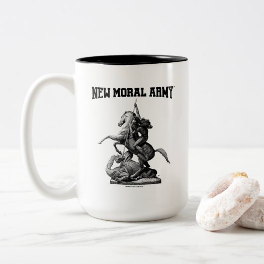 New Moral Army™ St. George & Dragon Logo Tweekleurige Koffiemok (Met donut)