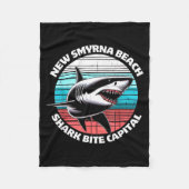 New Smyrna Beach_ Shark Bite Catal Graphic  Fleece Deken (Voorkant)