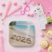 New Year 2026 Text On a Tropical Beach Papieren Bordje (Feest)