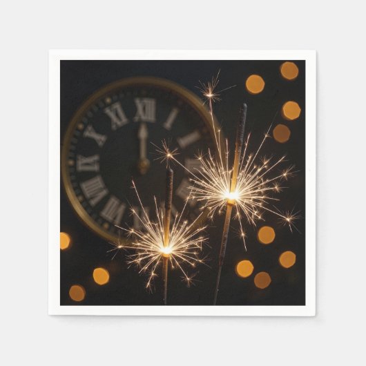 New Year Eve Sparklers On a Midnight Clock Servet (Voorkant)
