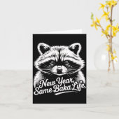 New Year Same Baka Life Raccoon Meme Funny Joke Kaart (Gele Bloem)