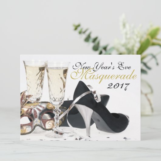 New Year's Eve Black Hoge hakken Masquerade Invite Kaart (Staand voorkant)