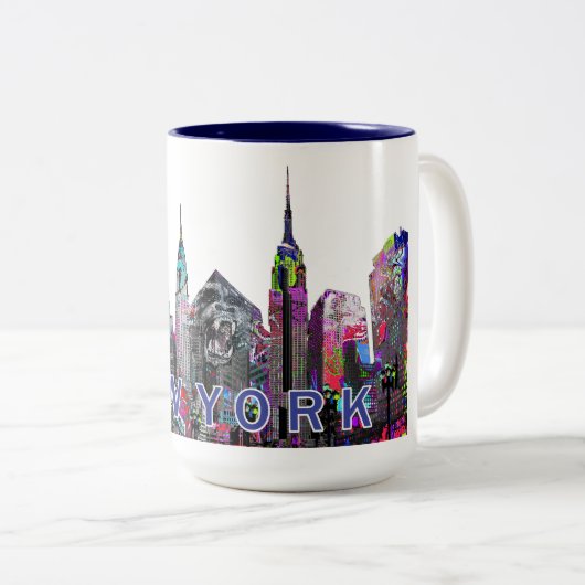 New York City in graffiti Two-Tone Coffee Mok (Voorkant rechts)