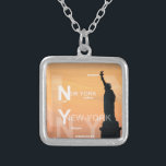 new york city ny standbeeld van vrijheid vs zilver vergulden ketting<br><div class="desc">New York City Ny Nyc Statue of Liberty USA</div>