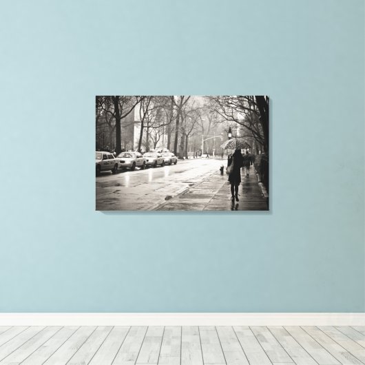 New York City - Rainy Day in Greenwich Village Canvas Afdruk (Insitu (Houten vloer))