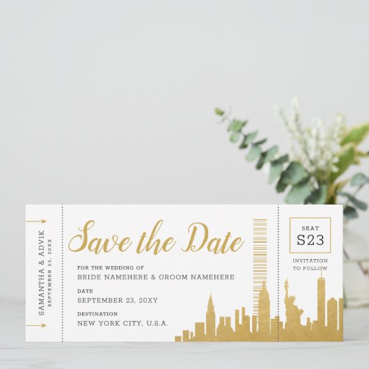 New York City Skyline Boarding Pass Save Date Kaar Aankondiging (Staand voorkant)