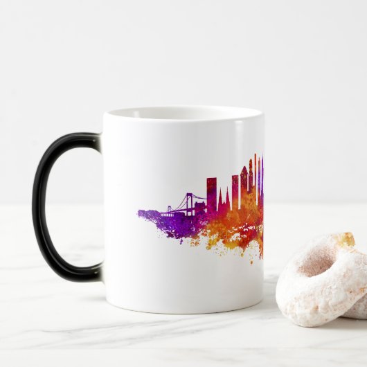 New York City Skyline Waterverf over White Magische Mok (Met donut)