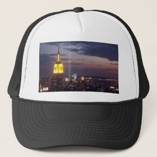 NEW YORK CITY SKYLINE WORLD TRADE CENTRUM TRUCKER PET