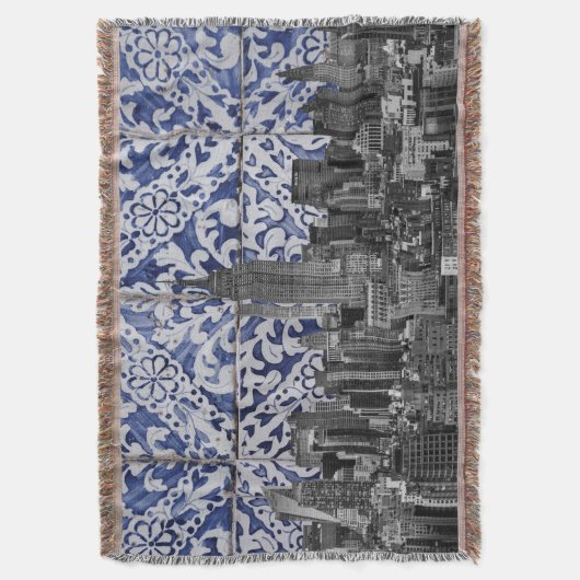 New York City Skyscrapers ontmoeten Portugese Tile Deken (Voorkant Verticaal)