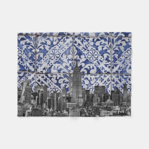 New York City Skyscrapers ontmoeten Portugese Tile Fleece Deken