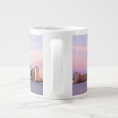 New York Evening Skyline Grote Koffiekop (Achterkant)