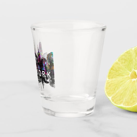 New York in graffiti Shot Glass Shot Glas (Rechts)