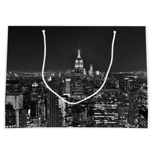 New York night skyline in zwart-wit Large Cadeautasje (Voorkant)