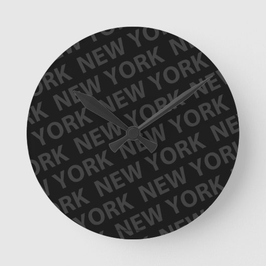 New York Pattern Dark Grey Ronde Klok (Voorkant)