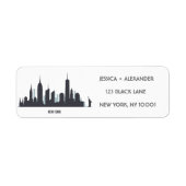 New York Skylin Silhouette Black Elegant Script L Etiket (Voorkant)