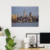New York Skyline in Dusk Poster (Thuiskantoor)