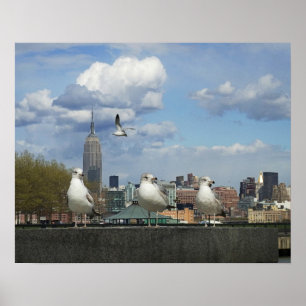 New York Skyline met Seagulls Poster