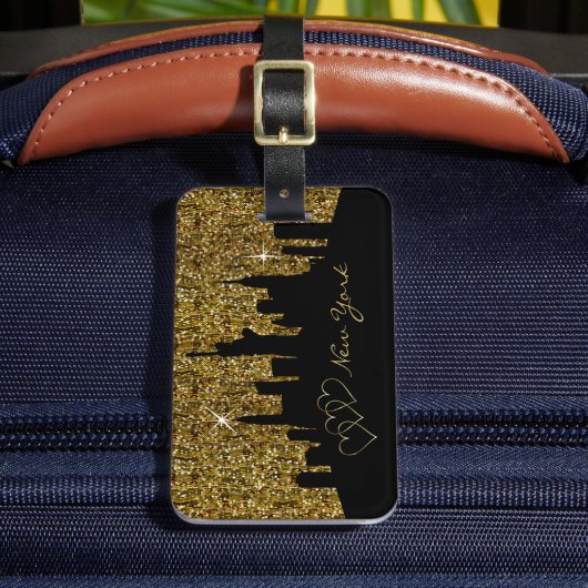 New York Skyline Silhouette in Faux Gold Glitter Bagagelabel (Voorkant Insitu 2)