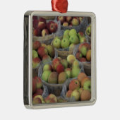 New York State Macintosh-appels in manden Metalen Ornament (Rechts)