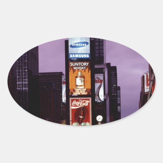 New York Times Square verkeer 's nachts Ovale Sticker (Voorkant)