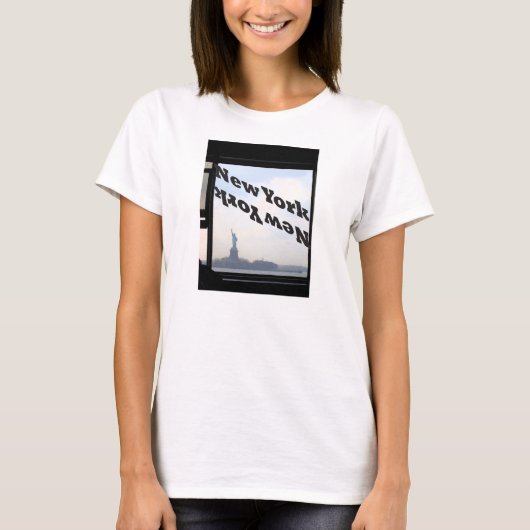 New York Women's Tshirt Statue of Liberty Ferry (Voorkant)