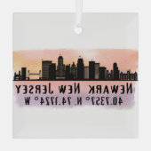 Newark NJ City Skyline Latitude en Lengtegraad Glas Ornament (Achterkant)