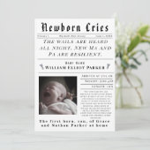 Newborn Cries Birth Aankondiging (Staand voorkant)